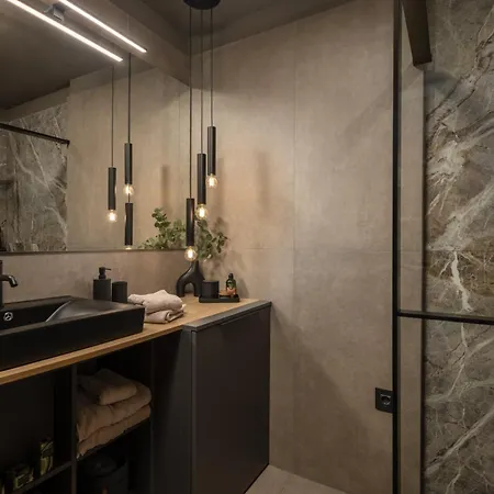 Apartment Nautilus Luxury 1 *