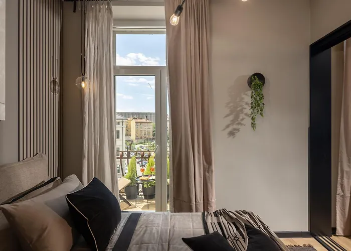 Nautilus Luxury 1 *